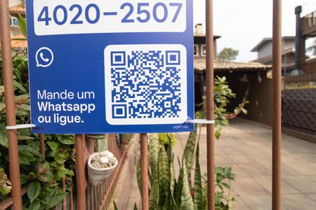 Casa à venda com 244m², 3 quartos e 2 vagasPlaca