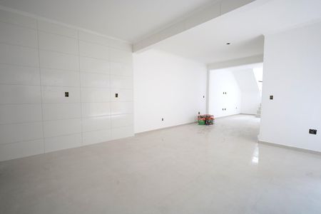 Casa à venda com 160m², 3 quartos e 2 vagas Casa à venda com 160m², 3 quartos e 2 vagasCozinha