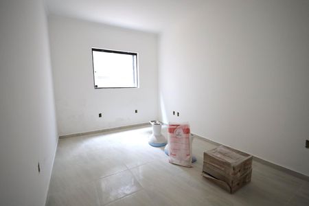 Casa à venda com 160m², 3 quartos e 2 vagas Casa à venda com 160m², 3 quartos e 2 vagasQuarto