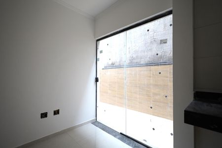 Casa à venda com 160m², 3 quartos e 2 vagas Casa à venda com 160m², 3 quartos e 2 vagasCozinha