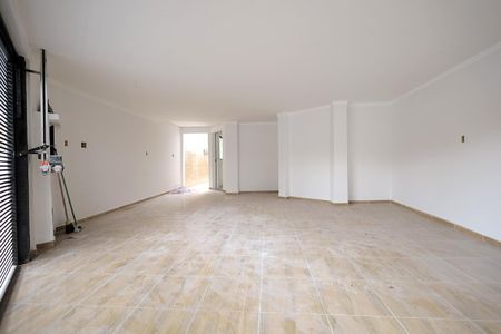 Garagem de casa à venda com 3 quartos, 160m² em Parque Novo Oratório, Santo André