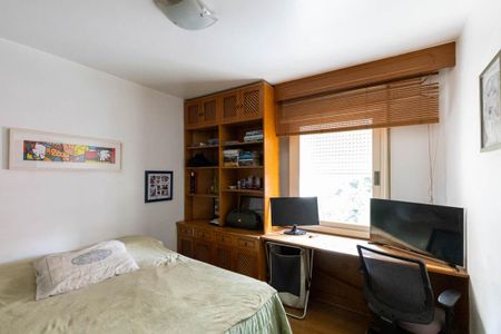 Apartamento à venda com 186m², 4 quartos e 2 vagas Apartamento à venda com 186m², 4 quartos e 2 vagasQuarto 2