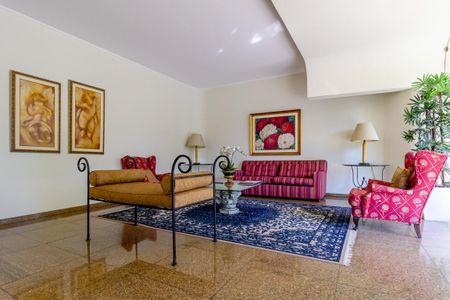 Apartamento à venda com 186m², 4 quartos e 2 vagas Apartamento à venda com 186m², 4 quartos e 2 vagasÁrea comum - Hall Social