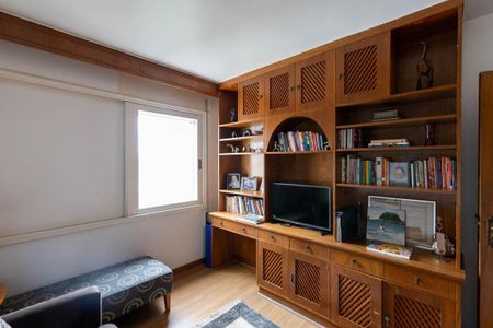 Apartamento à venda com 186m², 4 quartos e 2 vagas Apartamento à venda com 186m², 4 quartos e 2 vagasQuarto