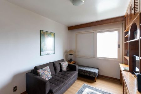 Apartamento à venda com 186m², 4 quartos e 2 vagas Apartamento à venda com 186m², 4 quartos e 2 vagasQuarto