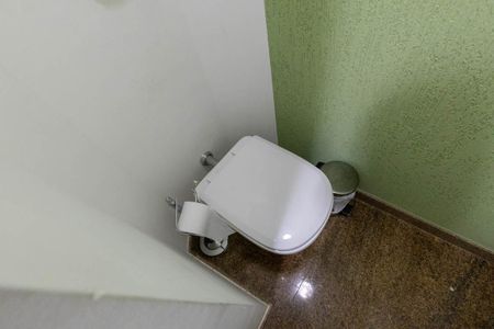 Apartamento à venda com 186m², 4 quartos e 2 vagas Apartamento à venda com 186m², 4 quartos e 2 vagasLavabo