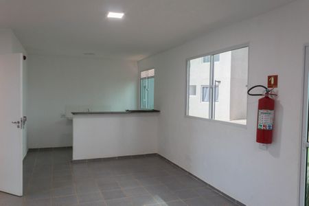 Apartamento à venda com 43m², 2 quartos e sem vagaÁrea comum