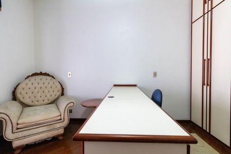 Apartamento para alugar com 176m², 3 quartos e 3 vagas Apartamento para alugar com 176m², 3 quartos e 3 vagasSuíte 2