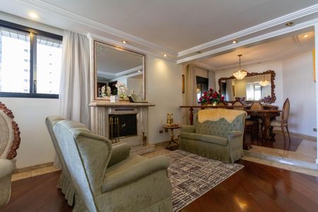 Apartamento para alugar com 176m², 3 quartos e 3 vagas Apartamento para alugar com 176m², 3 quartos e 3 vagasSala