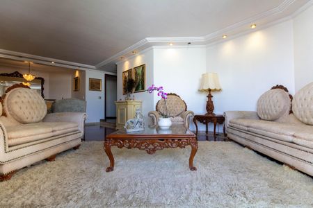 Apartamento para alugar com 176m², 3 quartos e 3 vagas Apartamento para alugar com 176m², 3 quartos e 3 vagasSala