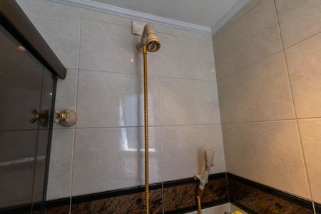 Apartamento para alugar com 176m², 3 quartos e 3 vagas Apartamento para alugar com 176m², 3 quartos e 3 vagasBanheiro da Suíte 2