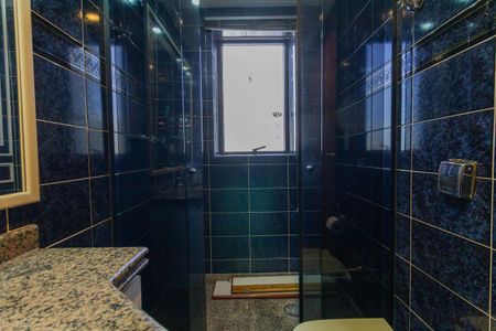 Apartamento para alugar com 176m², 3 quartos e 3 vagas Apartamento para alugar com 176m², 3 quartos e 3 vagasBanheiro da Suíte 1