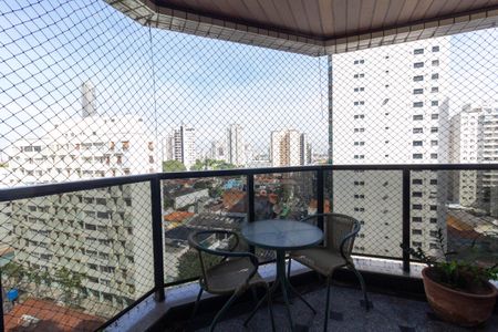 Apartamento para alugar com 176m², 3 quartos e 3 vagas Apartamento para alugar com 176m², 3 quartos e 3 vagasVaranda 1