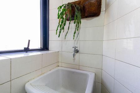 Apartamento para alugar com 176m², 3 quartos e 3 vagas Apartamento para alugar com 176m², 3 quartos e 3 vagasÁrea de Serviço