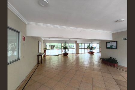 Studio à venda com 31m², 1 quarto e sem vaga Studio à venda com 31m², 1 quarto e sem vagaHall social