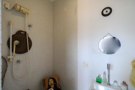 Casa à venda com 332m², 3 quartos e 2 vagas Casa à venda com 332m², 3 quartos e 2 vagasLavabo do Escritório