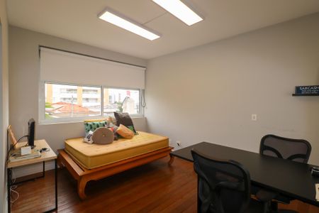 Casa à venda com 332m², 3 quartos e 2 vagas Casa à venda com 332m², 3 quartos e 2 vagasSuíte