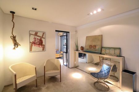 Casa à venda com 332m², 3 quartos e 2 vagas Casa à venda com 332m², 3 quartos e 2 vagasHall de entrada