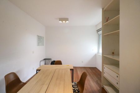 Casa à venda com 332m², 3 quartos e 2 vagas Casa à venda com 332m², 3 quartos e 2 vagasQuarto 1