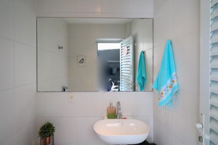 Casa à venda com 332m², 3 quartos e 2 vagas Casa à venda com 332m², 3 quartos e 2 vagasLavabo 1