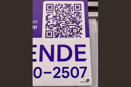 Casa à venda com 325m², 4 quartos e 3 vagasPlaca instalada