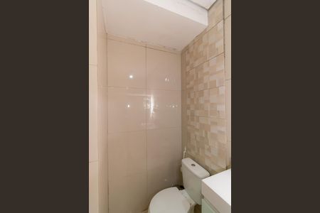 Casa à venda com 325m², 4 quartos e 3 vagasCasa 2 - Banheiro