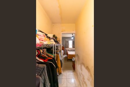 Casa à venda com 325m², 4 quartos e 3 vagasCloset da Suíte