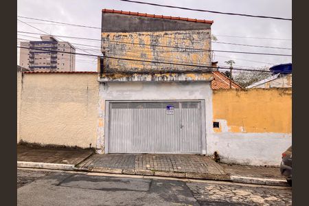 Casa à venda com 325m², 4 quartos e 3 vagasFachada