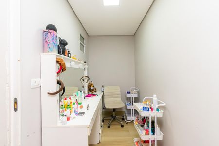 Casa à venda com 325m², 4 quartos e 3 vagasCasa 2 - Quarto 1