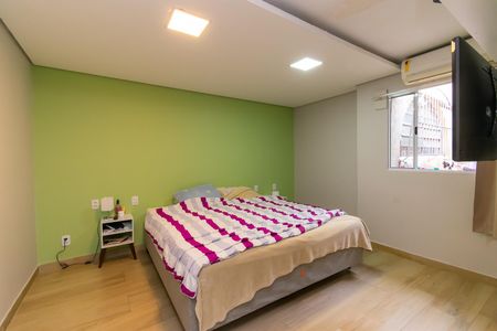 Casa à venda com 325m², 4 quartos e 3 vagasCasa 2 - Quarto 1