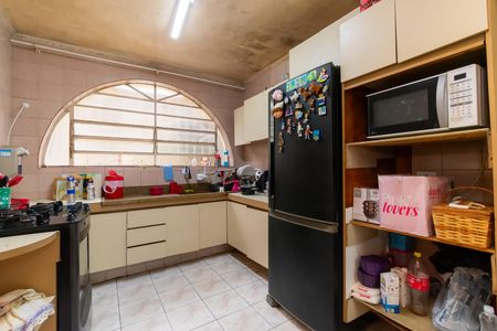 Casa à venda com 325m², 4 quartos e 3 vagasCozinha