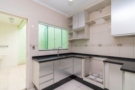 Casa à venda com 100m², 2 quartos e 2 vagasCozinha