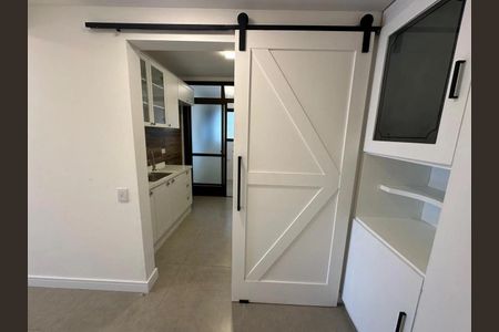 Apartamento à venda com 78m², 3 quartos e 1 vagaFoto 01