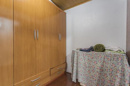 Casa à venda com 185m², 3 quartos e 3 vagasQuarto 2