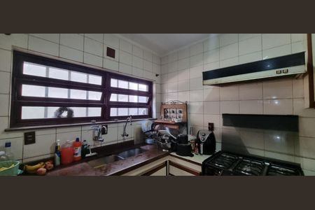 Casa à venda com 189m², 3 quartos e 2 vagasCozinha