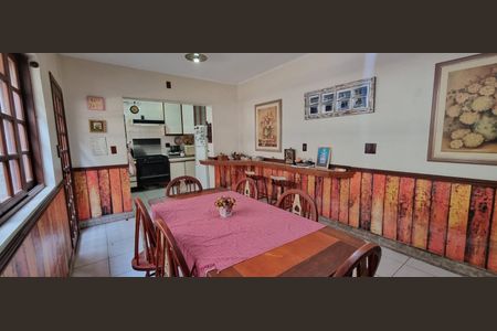 Casa à venda com 189m², 3 quartos e 2 vagasSala de Jantar