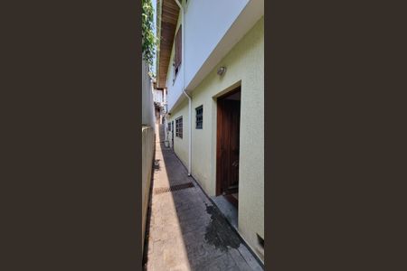 Casa à venda com 189m², 3 quartos e 2 vagasÁrea Externa