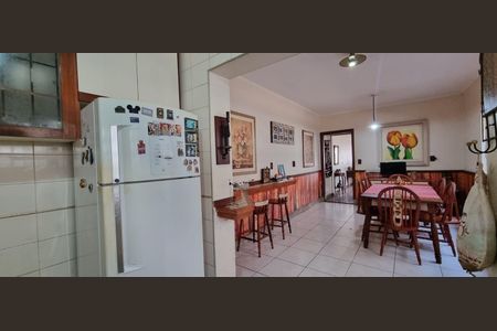 Casa à venda com 189m², 3 quartos e 2 vagasCozinha