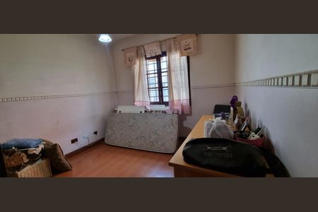 Casa à venda com 189m², 3 quartos e 2 vagasQuarto 1