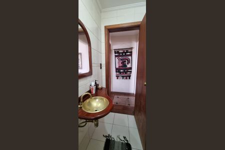 Casa à venda com 189m², 3 quartos e 2 vagasBanheiro 3