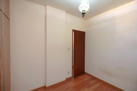 Apartamento à venda com 125m², 3 quartos e 1 vagaQuarto 2