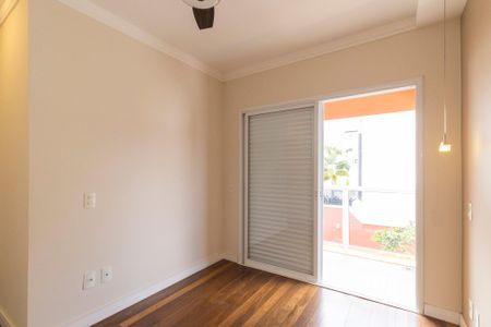 Casa de condomínio para alugar com 234m², 3 quartos e 4 vagasSuíte 1