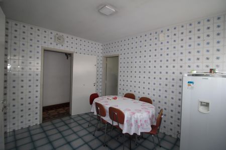 Casa à venda com 276m², 3 quartos e 2 vagasCozinha