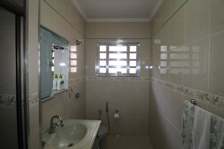 Casa à venda com 276m², 3 quartos e 2 vagasBanheiro Social