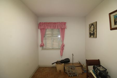 Casa à venda com 276m², 3 quartos e 2 vagasQuarto de Serviço