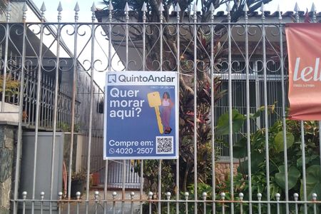 Casa à venda com 276m², 3 quartos e 2 vagasPlaca