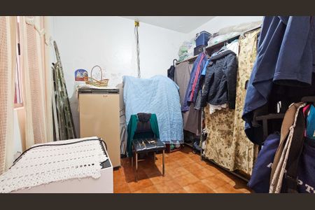 Casa à venda com 150m², 4 quartos e 2 vagas Casa à venda com 150m², 4 quartos e 2 vagasQuarto 4