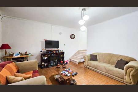 Casa à venda com 150m², 4 quartos e 2 vagas Casa à venda com 150m², 4 quartos e 2 vagasSala