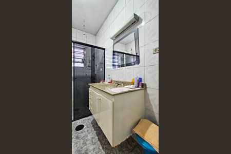 Casa à venda com 150m², 4 quartos e 2 vagas Casa à venda com 150m², 4 quartos e 2 vagasBanheiro 2