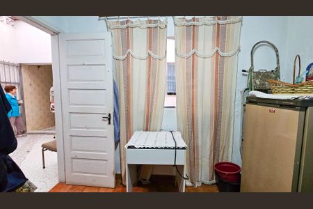 Casa à venda com 150m², 4 quartos e 2 vagas Casa à venda com 150m², 4 quartos e 2 vagasQuarto 4